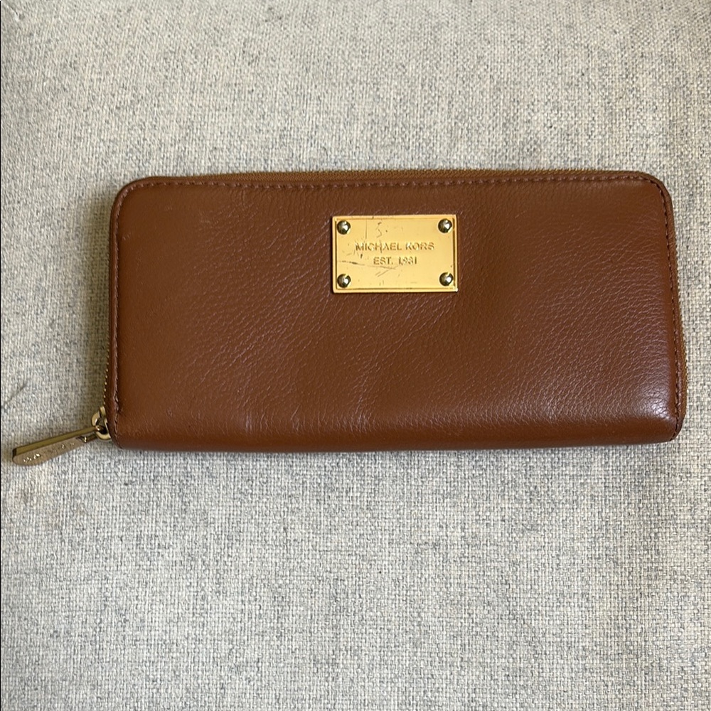 Michael Kors Tan Leather Wallet with Gold Accents